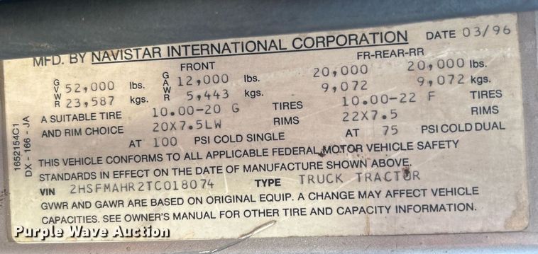 image for item KW9075 1996 International 9200  semi truck