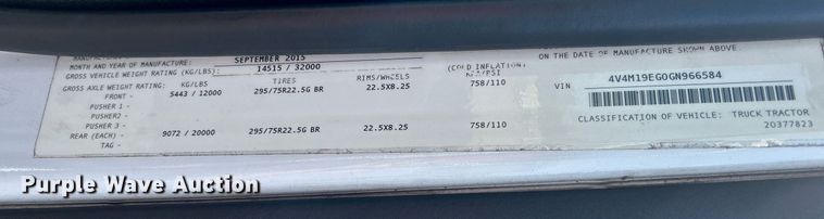 image for item KW9102 2016 Volvo VN  semi truck