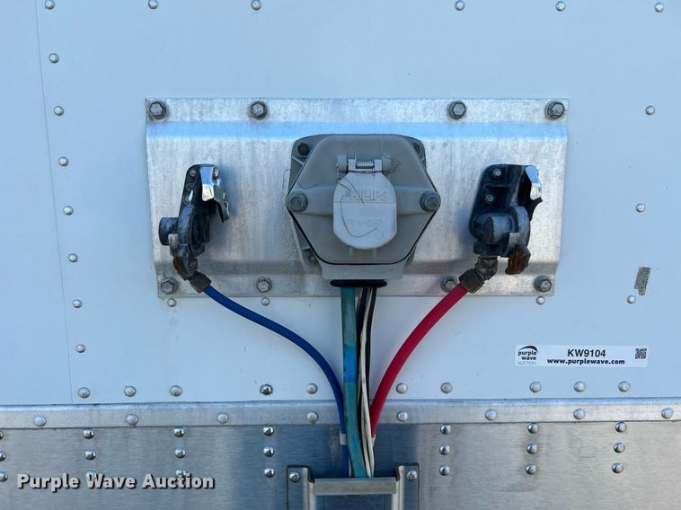 image for item KW9104 2014 Great Dane CSE-1214-22053  dry van trailer