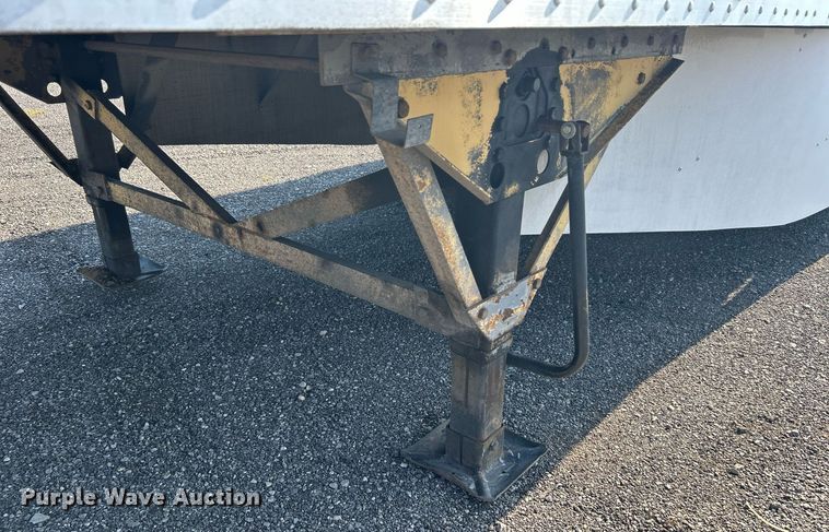 image for item KW9104 2014 Great Dane CSE-1214-22053  dry van trailer