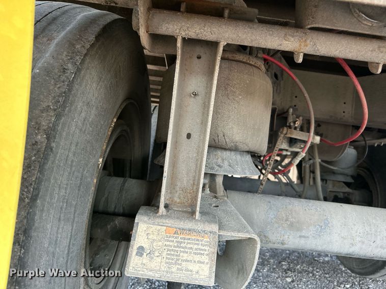 image for item KW9104 2014 Great Dane CSE-1214-22053  dry van trailer