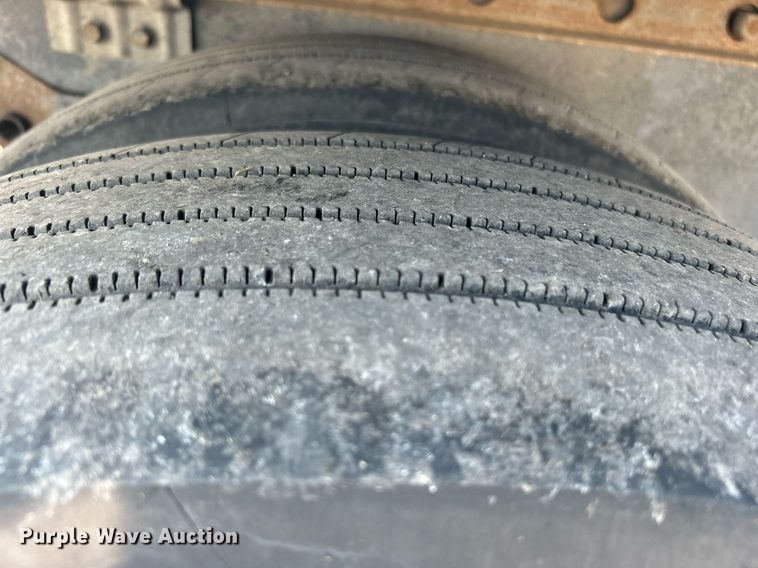 image for item KW9104 2014 Great Dane CSE-1214-22053  dry van trailer