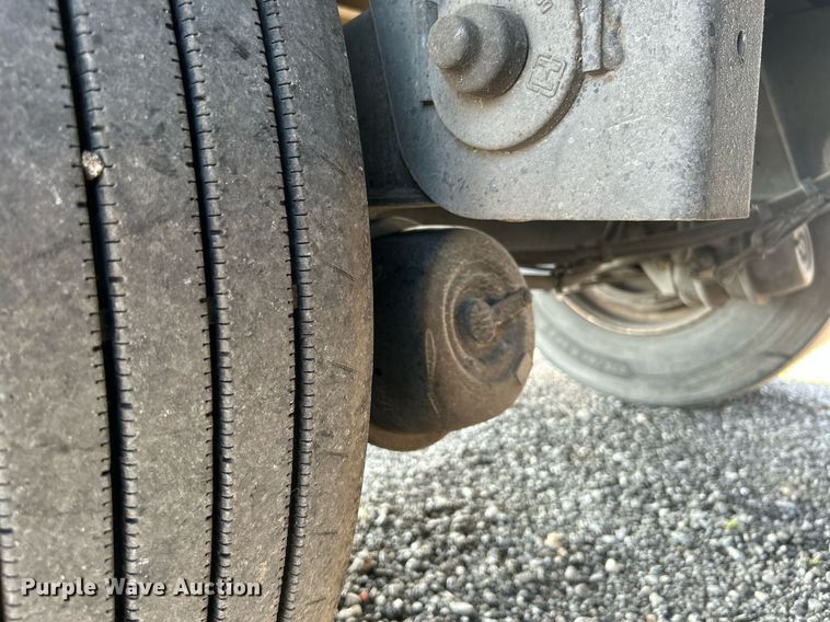 image for item KW9104 2014 Great Dane CSE-1214-22053  dry van trailer