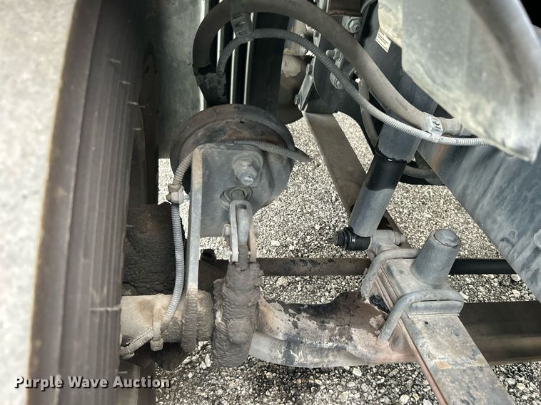 image for item KW9119 2012 Freightliner Cascadia  semi truck