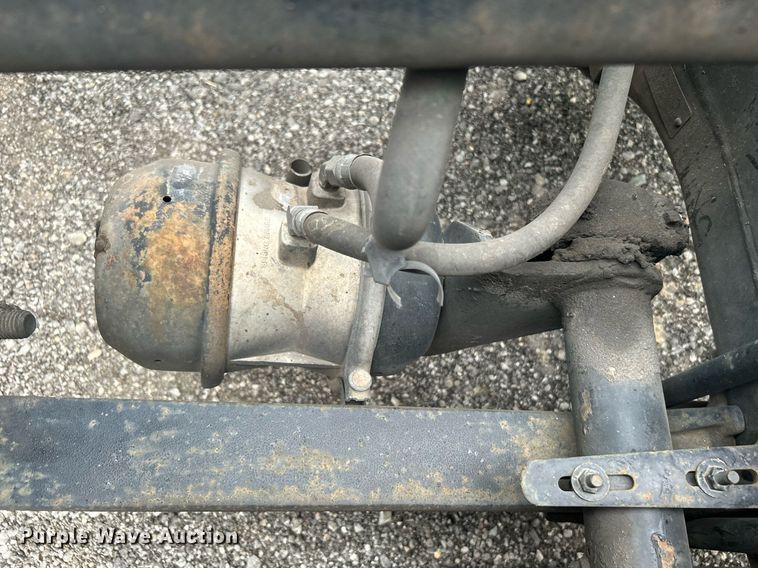 image for item KW9119 2012 Freightliner Cascadia  semi truck