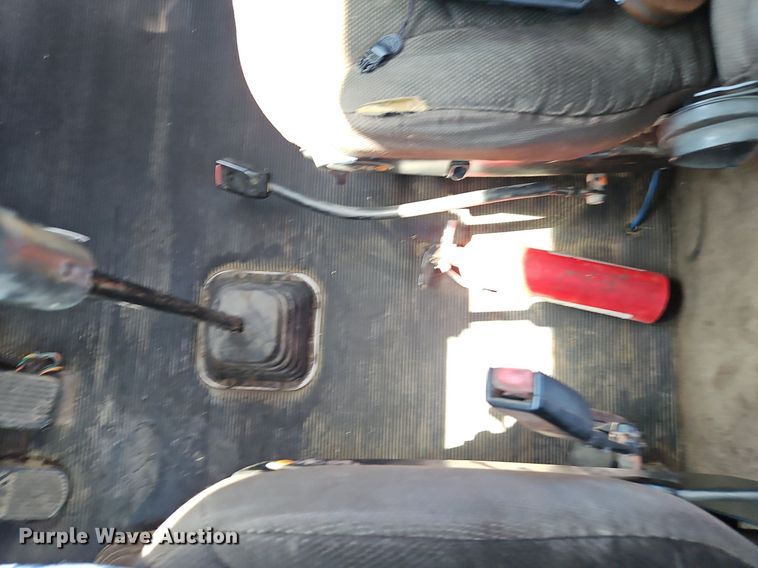 image for item LM9137 1997 Kenworth T800  semi truck