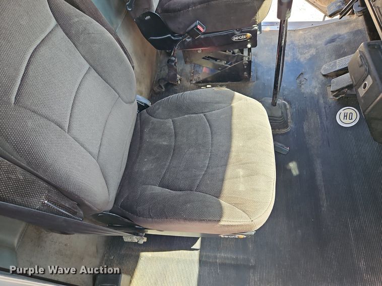 image for item LM9137 1997 Kenworth T800  semi truck