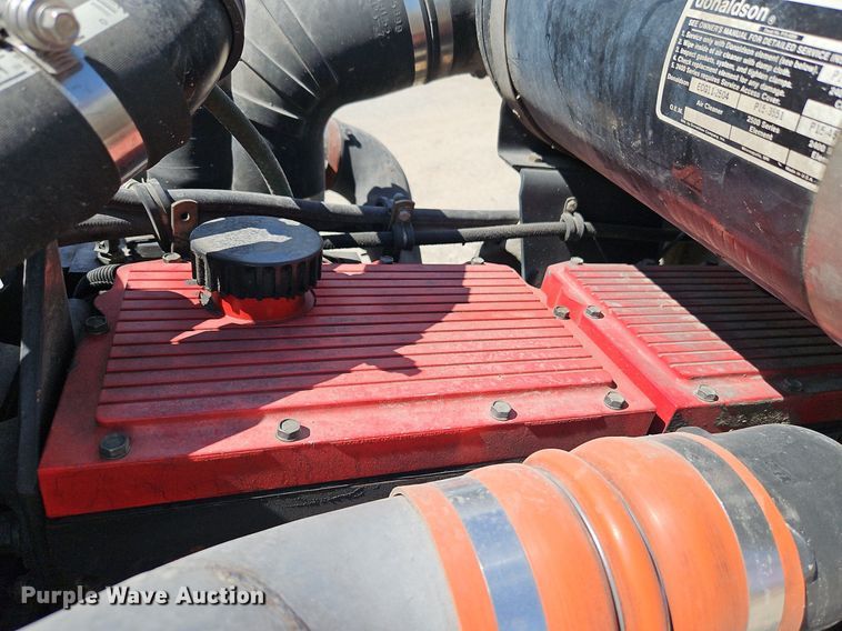 image for item LM9137 1997 Kenworth T800  semi truck