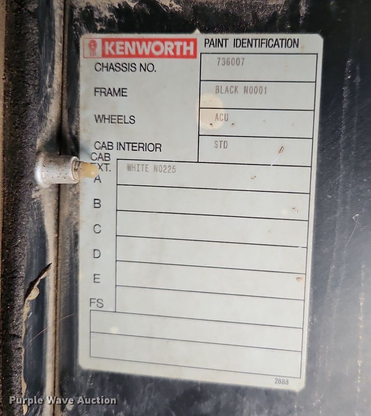 image for item LM9137 1997 Kenworth T800  semi truck