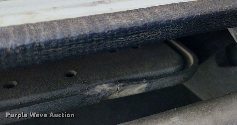 image for item LS9725 2002 Freightliner Century Class  semi truck