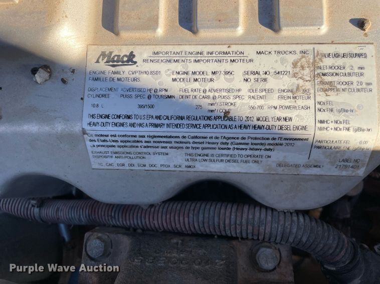 image for item LV9800 2013 Mack CXU613  semi truck