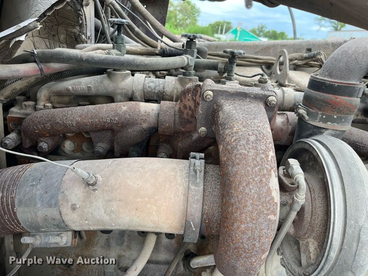 image for item MG9397 1986 Western Star 4900  semi truck