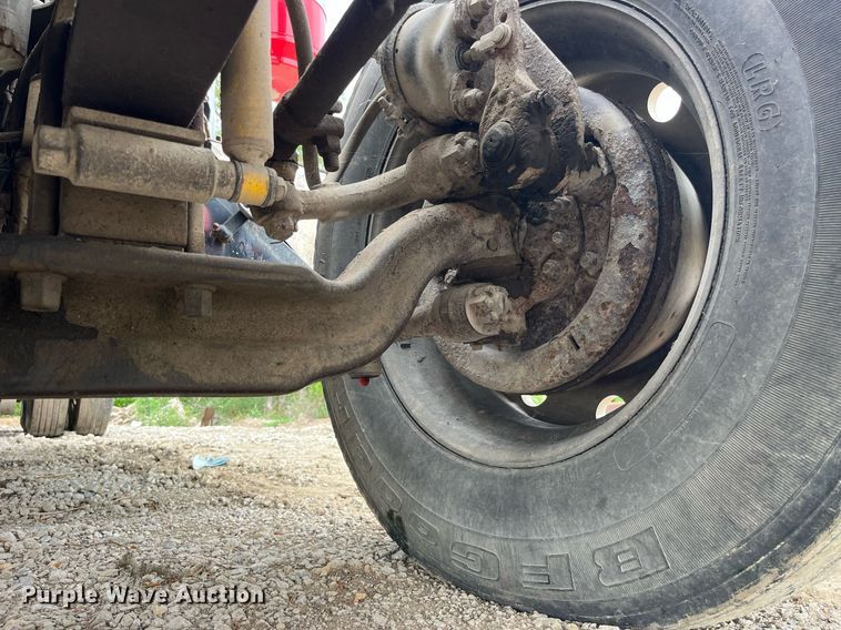 image for item MG9397 1986 Western Star 4900  semi truck