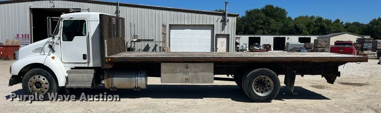 image for item MG9403 2004 Kenworth T300  flatbed truck