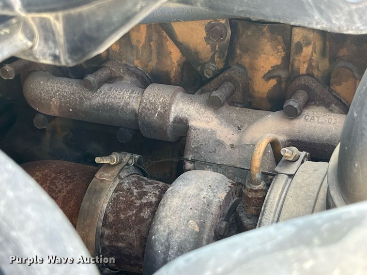 image for item MG9403 2004 Kenworth T300  flatbed truck