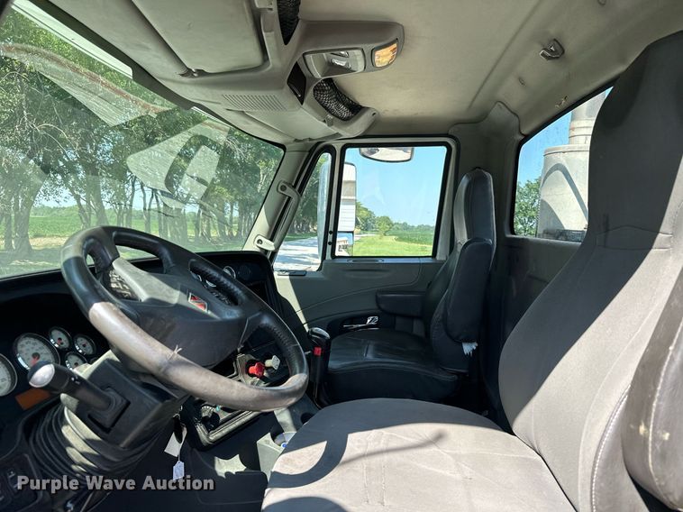 image for item ML9269 2014 International ProStar Plus  semi truck