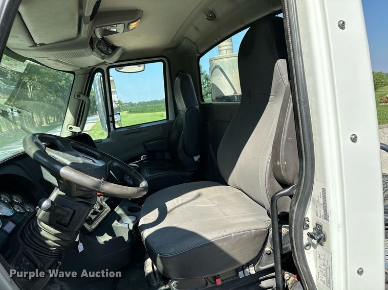 image for item ML9269 2014 International ProStar Plus  semi truck