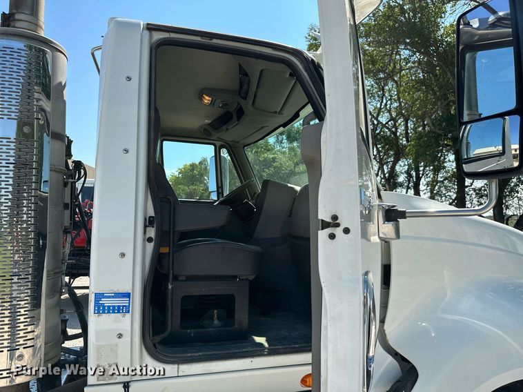 image for item ML9269 2014 International ProStar Plus  semi truck