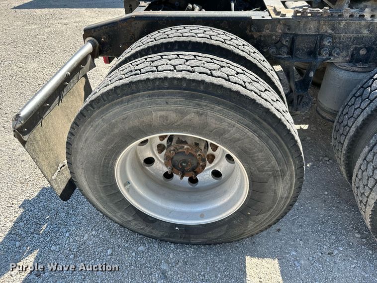 image for item ML9269 2014 International ProStar Plus  semi truck