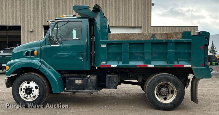 image for item MQ9369 2001 Sterling L7500  dump truck