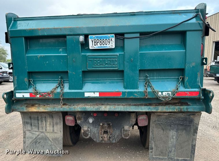 image for item MQ9369 2001 Sterling L7500  dump truck