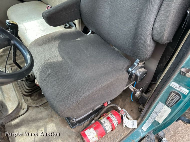 image for item MQ9369 2001 Sterling L7500  dump truck