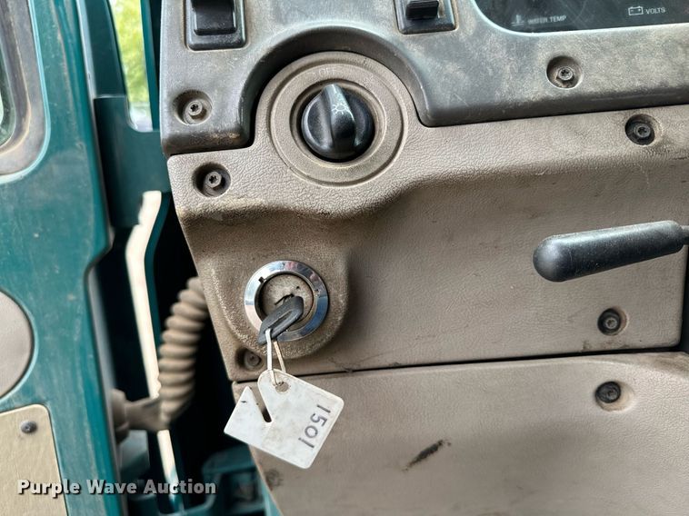 image for item MQ9369 2001 Sterling L7500  dump truck