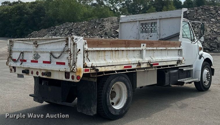 image for item MQ9372 2001 Sterling M6500 Acterra  dump truck