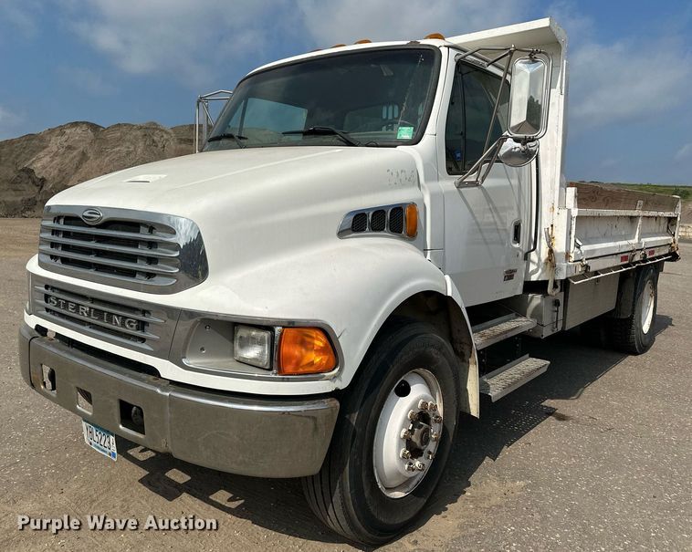image for item MQ9372 2001 Sterling M6500 Acterra  dump truck