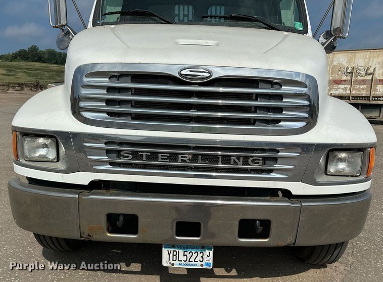 image for item MQ9372 2001 Sterling M6500 Acterra  dump truck