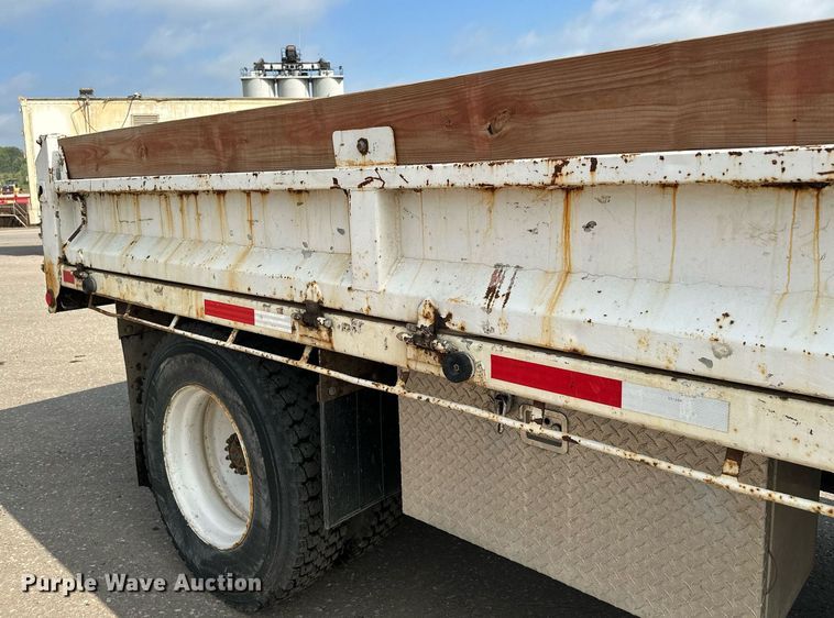 image for item MQ9372 2001 Sterling M6500 Acterra  dump truck