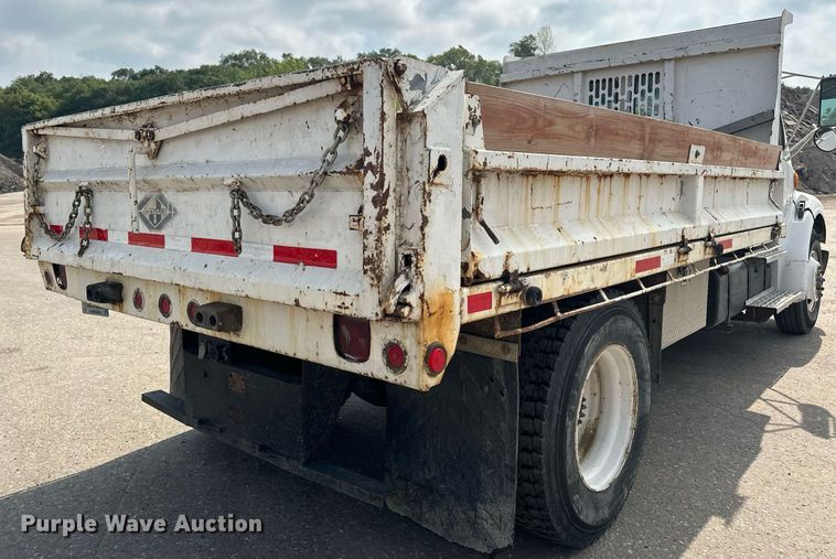 image for item MQ9372 2001 Sterling M6500 Acterra  dump truck