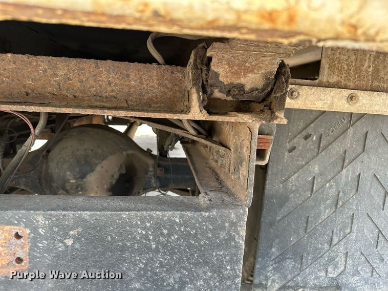 image for item MQ9372 2001 Sterling M6500 Acterra  dump truck