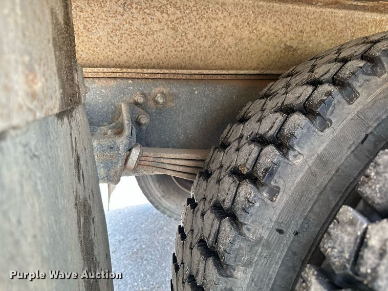 image for item MQ9372 2001 Sterling M6500 Acterra  dump truck