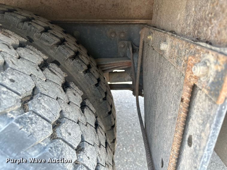 image for item MQ9372 2001 Sterling M6500 Acterra  dump truck