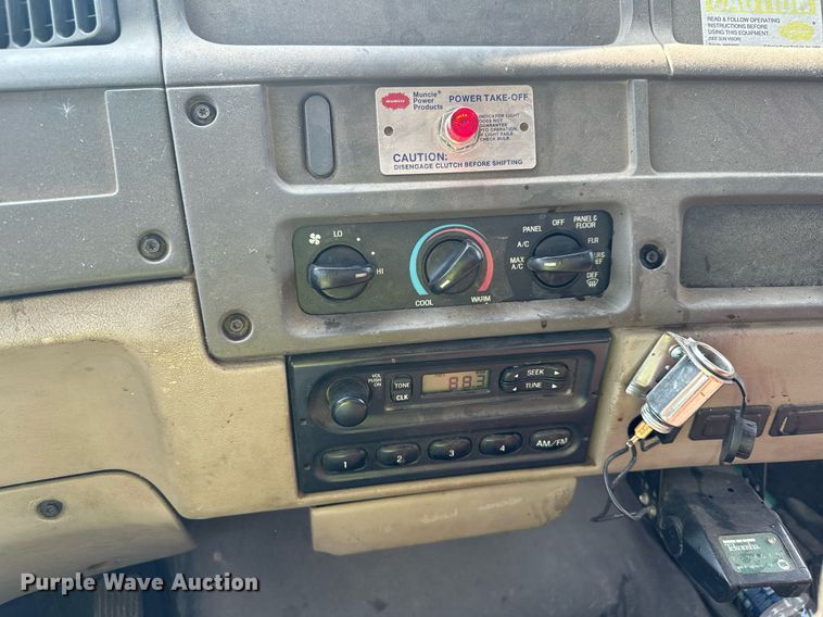 image for item MQ9372 2001 Sterling M6500 Acterra  dump truck