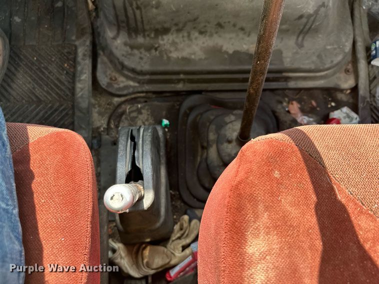 image for item MQ9372 2001 Sterling M6500 Acterra  dump truck