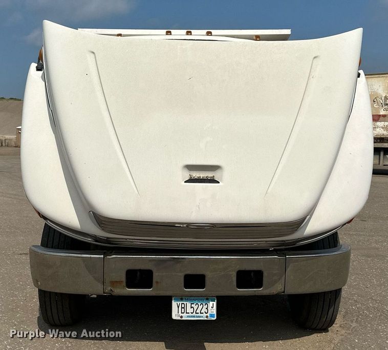 image for item MQ9372 2001 Sterling M6500 Acterra  dump truck