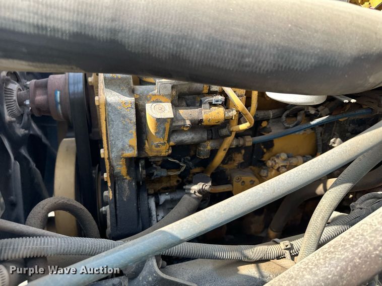 image for item MQ9372 2001 Sterling M6500 Acterra  dump truck