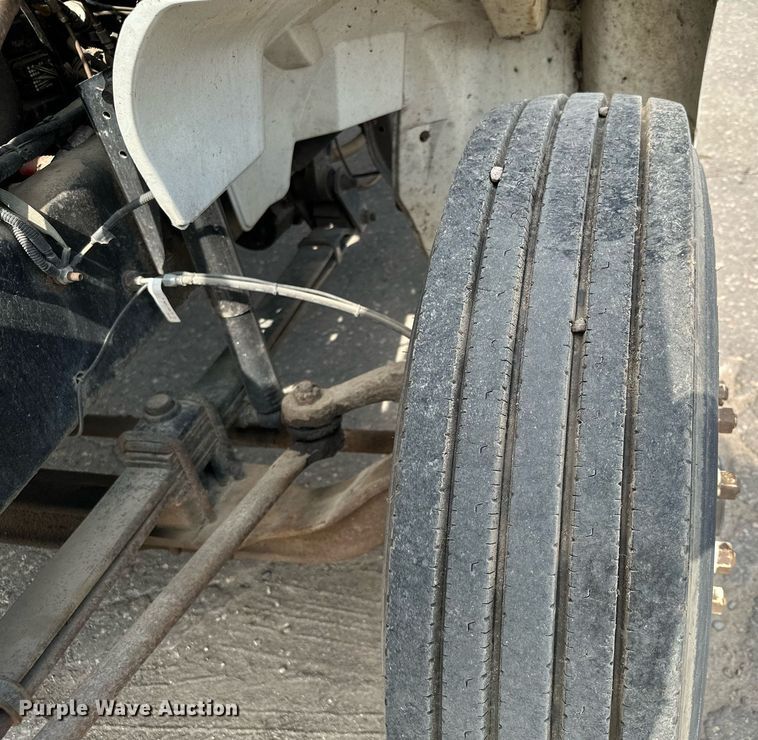 image for item MQ9372 2001 Sterling M6500 Acterra  dump truck