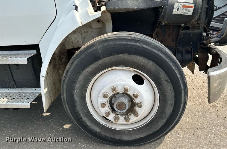 image for item MQ9372 2001 Sterling M6500 Acterra  dump truck