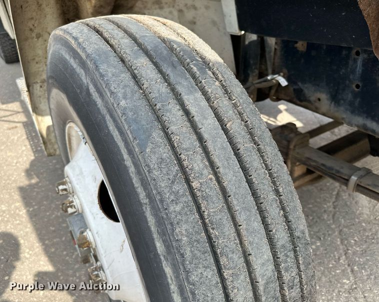 image for item MQ9372 2001 Sterling M6500 Acterra  dump truck