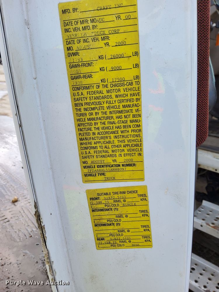 image for item MQ9372 2001 Sterling M6500 Acterra  dump truck