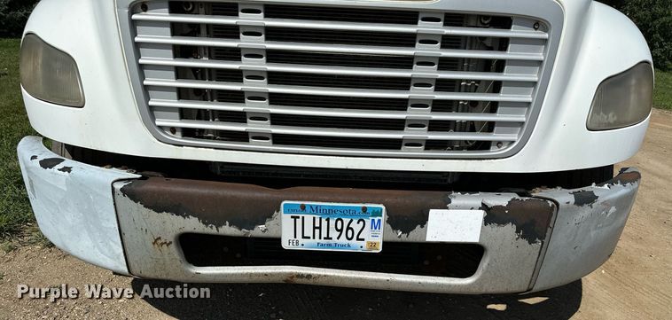 image for item MQ9381 2008 Freightliner M2 Business Class  tank truck