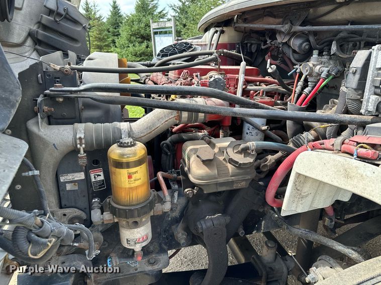 image for item MQ9381 2008 Freightliner M2 Business Class  tank truck