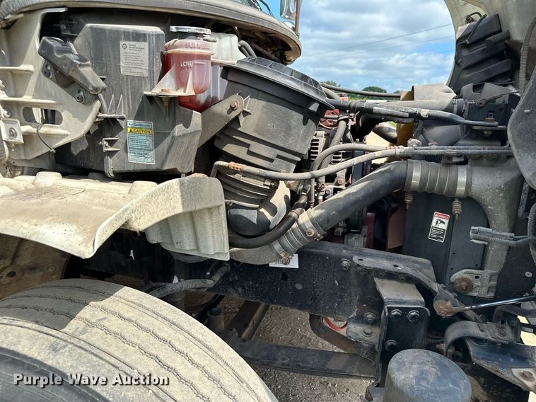 image for item MQ9381 2008 Freightliner M2 Business Class  tank truck