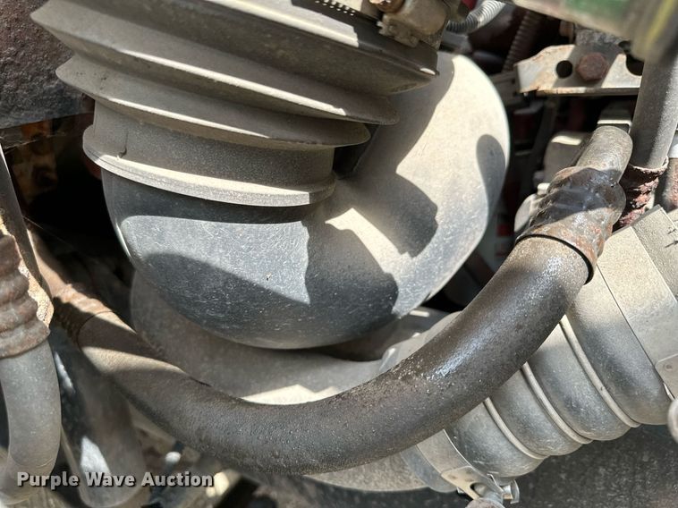 image for item MQ9381 2008 Freightliner M2 Business Class  tank truck