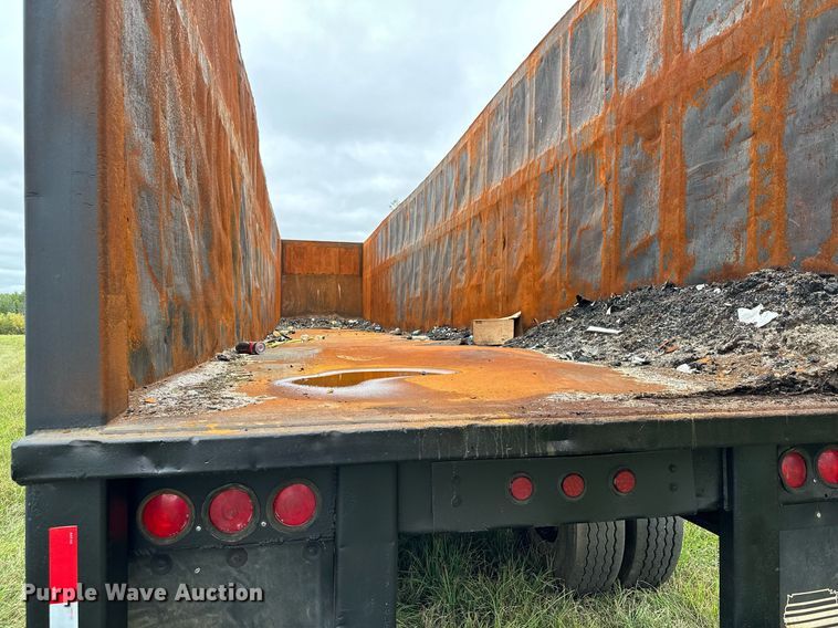 image for item MQ9428 1991 Transcraft  refuse  trailer