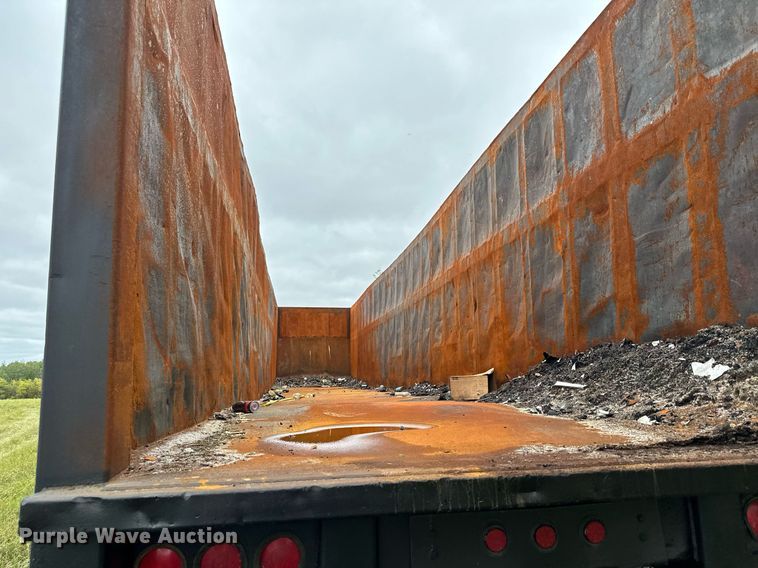 image for item MQ9428 1991 Transcraft  refuse  trailer