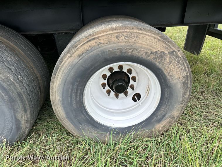 image for item MQ9428 1991 Transcraft  refuse  trailer